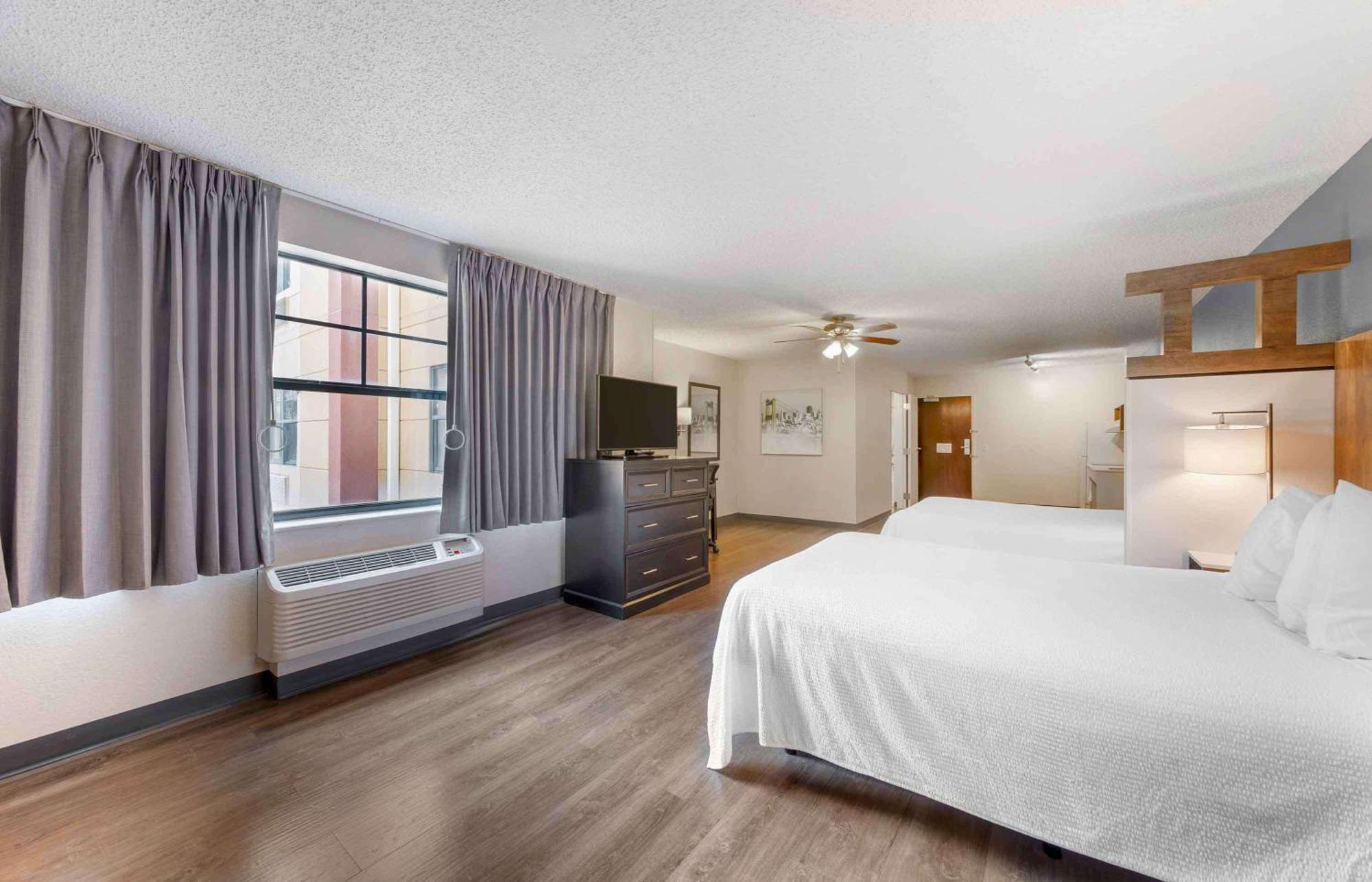 Extended Stay America Premier Suites - Fort Lauderdale - Convention Center - Cruise Port Buitenkant foto