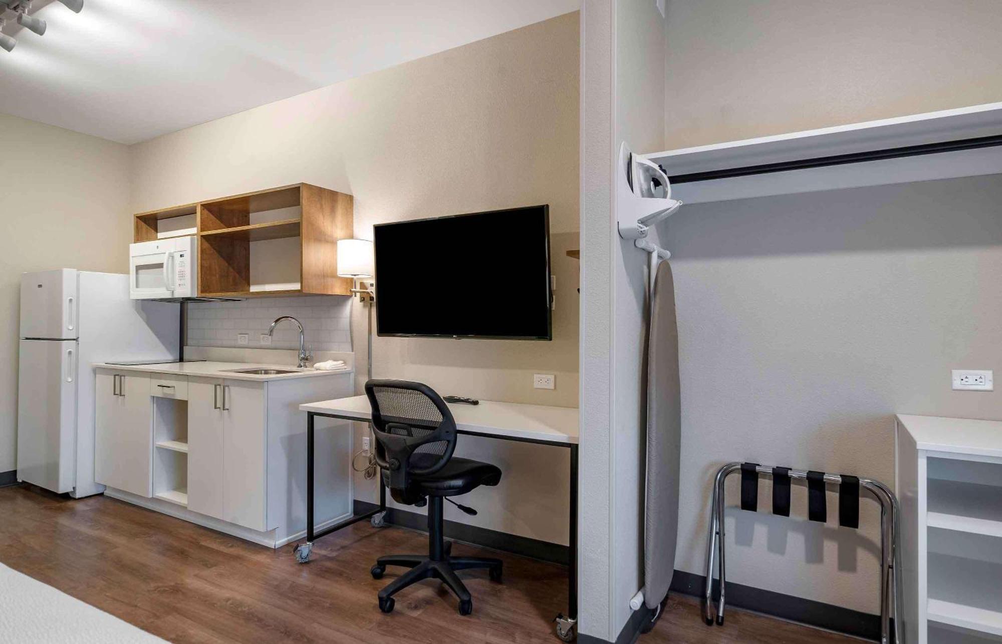 Extended Stay America Premier Suites - Fort Lauderdale - Convention Center - Cruise Port Buitenkant foto